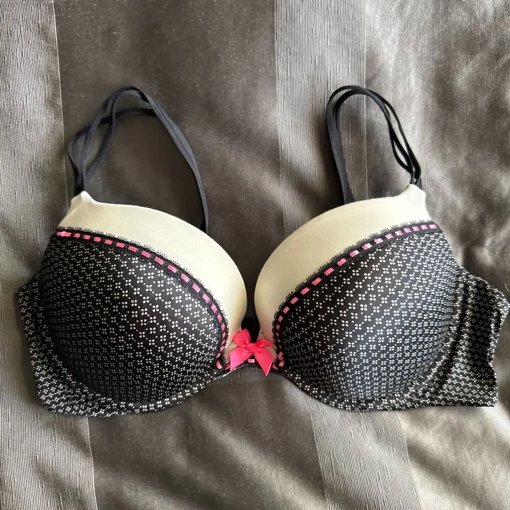 VICTORIA'S SECRET Black Cream Very Sexy Polka Dot Pink Bow Push Up Bra Size 38D
